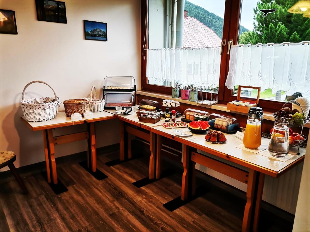 Haus Bergblick Fruehstueckspension Oberort Exterior foto