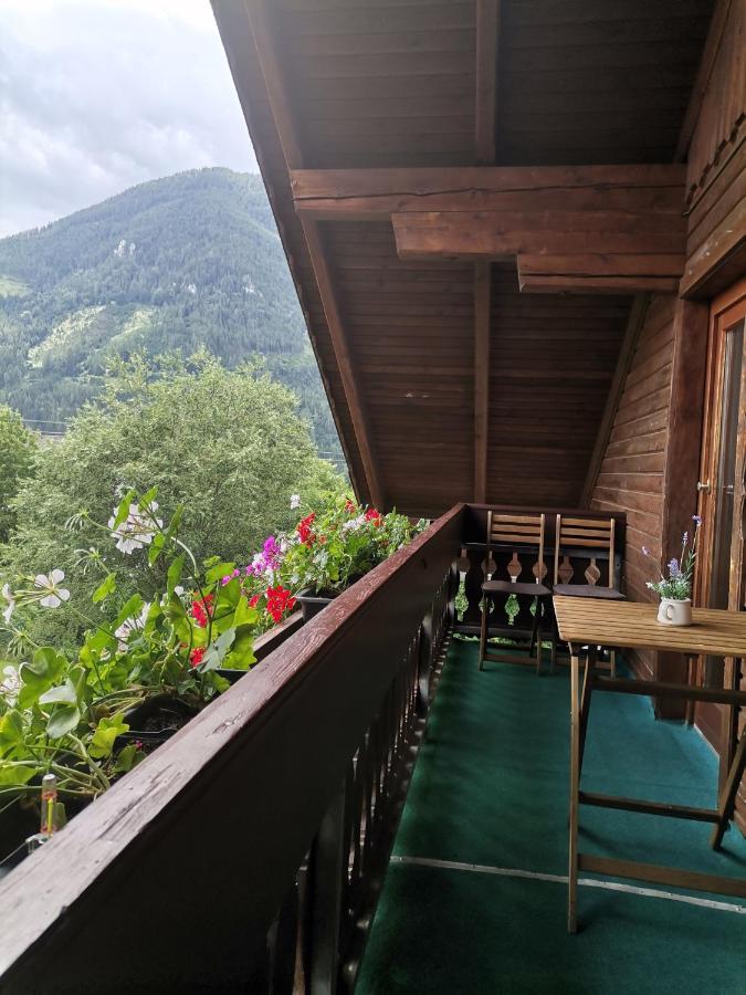Haus Bergblick Fruehstueckspension Oberort Exterior foto
