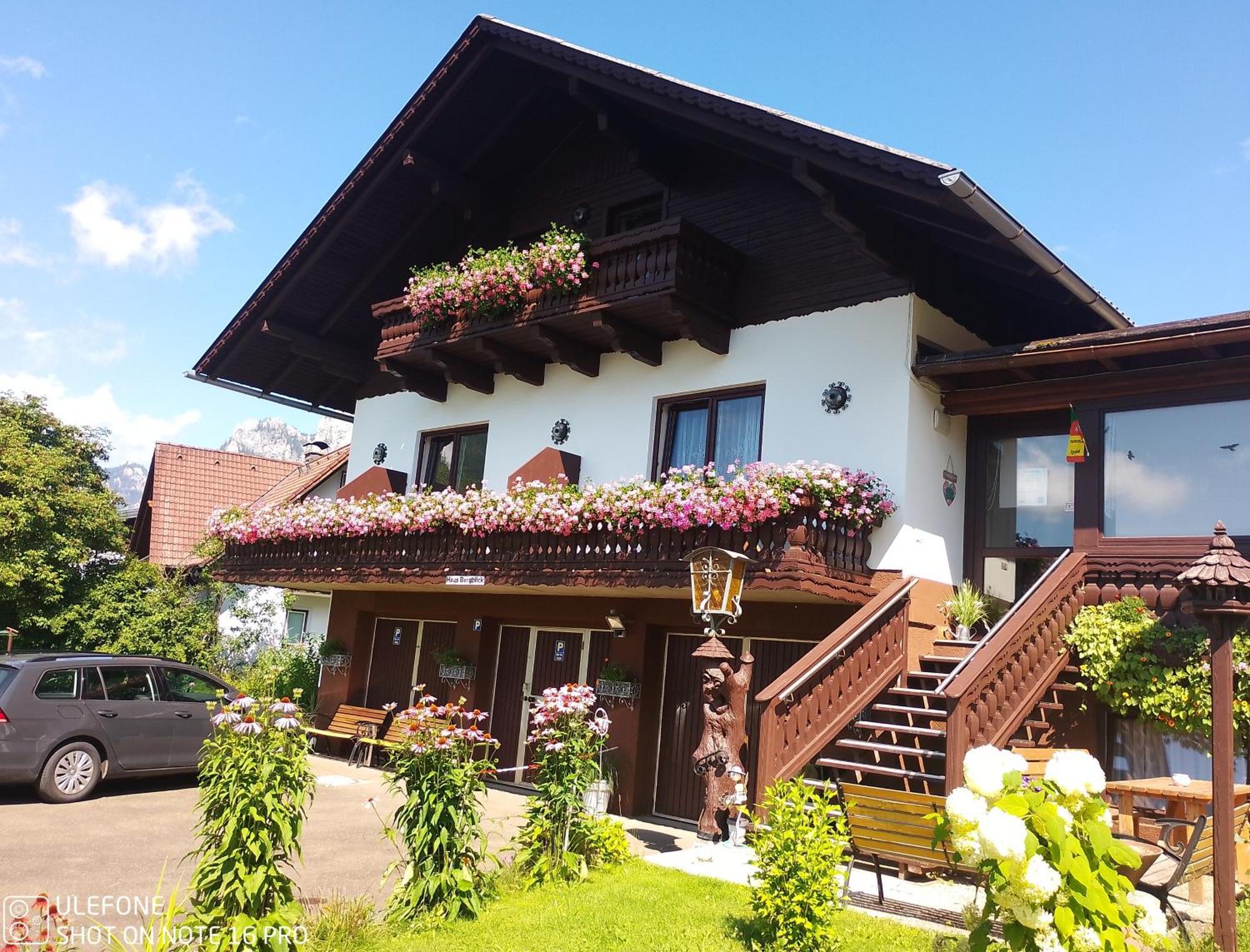 Haus Bergblick Fruehstueckspension Oberort Exterior foto